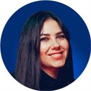 Experienced English tutor helping students build confidence and fluency.