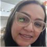 Profesora titulada en educación con experiencia en impartir clases de español a extranjeros