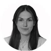 Etudiante en école de commerce avec 2 ans d'expérience dans l'aide aux devoirs en ligne pour collégiens. 