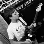 Lezioni di chitarra per tutti coloro che si vogliono avvicinare allo strumento per la prima volta e per chi vuole perfezionarsi!