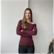 Profesora de inglés nativa con experiencia enseñando a niños en Alcalá de Henares