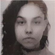 Estudiante de bachillerato, titulada de ESO de todas las materias, con 5.º grado profesional de música.