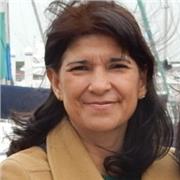 Profesora de biologia y gestión de residuos sólidos