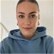 Profesora de inglés y quiero enseñar a niños.