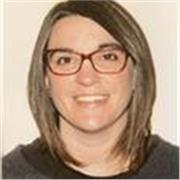 Profesora de FOL, economía y administración de empresas para repaso ESO