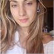 Sono disponibile per grammatica e compiti di italiano, inglese e spagnolo. Sono paziente e comprensiva per ragazzi e bimbi di ogni