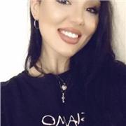 Biologa molecolare e cellulare impartisce ripetizioni di biologia