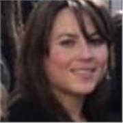 Profesora de biología para clases virtuales