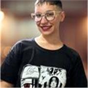 Estudiante avanzado imparte clases de inglés