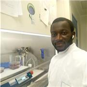Actuellement postdoctorant en biologie moléculaire et cellulaire, disponible pour adulte et adolescent