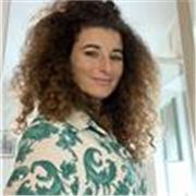 Laureata in scienze pedagogiche alla specialistica disponibile per fare lezioni di doposcuola ,elementari,scuole medie ,bambini con difficoltà di apprendimento