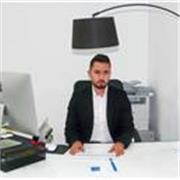 Profesor de Derecho. Especializado en Derecho laboral y procesal civil y penal.
