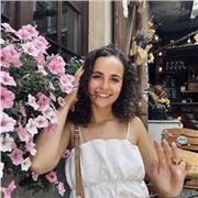Profesora de primaria, con ganas de trabajar en lo que me gusta, dar clases a niños.