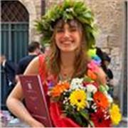 Laureata con lode in lettere classiche offre lezioni di latino per studenti di medie, superiori e primo anno di università