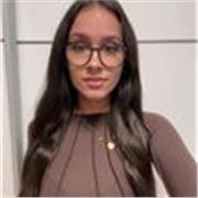 Tengo estudios y me considero una persona bastante inteligente y con mano para los niños 