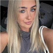 Law tutor providing teaching to students of school or university level