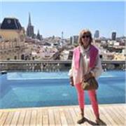 Profesora con experiencia en nin̈os he trabajado durante 10 an̈os en un colegio en Paris daria clases de refuerzo o de cualquier n