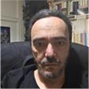 Professeur expérimenté pour tout type de public scolaire propose des cours de français aux élèves de collège et de lycée.
