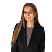 Profesora titulada en Comunicación Audiovisual y con máster en Guion