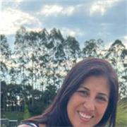 Soy licenciada en pedagogia infantil, tengo 25 años de experiencia dictando clases, soy responsable, me gustaría poder ayudar a personas que necesitas ayuda para mejorar el español