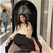 Laureata in scienze della comunicazione