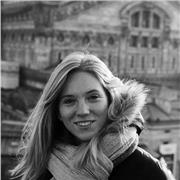 Passionné par l'enseignement, je propose un soutien scolaire personnalisé pour aider chaque élève à atteindre ses objectifs.