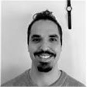 Profesor de diseño gráfico, photohop, illutrator e indesing.