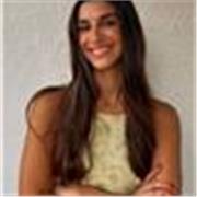 Profesora de inglés apta para todas las edades.