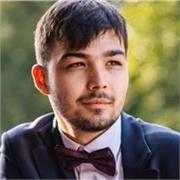 Student Inżynierii z chęcia do przekazywania wiedzy tym, którzy chcą