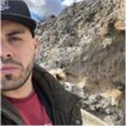 Vocación para enseñar. Me defino como una persona muy cercana, con mucho don de gentes y ganas de enseñar