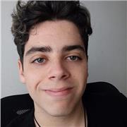 Adapto mis clases desde los alumnos más atentos hasta los mas despistados.
