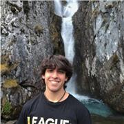 Matematicas hasta nivel bachillerato y economía bachillerato incluido.
Soy de coruña, clases presenciales o por videollamada