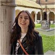 Sono una neolaureata in Lettere Moderne all’Università di Bologna con il massimo dei voti