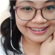 I am a friendly and patient English tutor who enjoys helping students gain confidence in speaking and understanding the language.