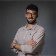 Laureato in ingegneria informatica impartisce lezioni di informatica, sql, Java, html, javascript