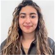 Profesora de apoyo en gestión de tareas, tiempo y organización