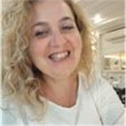 Laureata in Filosofia e Psicologia offre lezioni di Filosofia, Scienze umane, Italiano, Storia