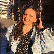 Profesora estudiante francesa bilingual en inglés!