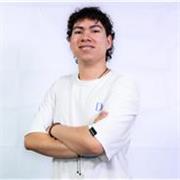 Profesor de clases personalizadas para niños enfocado a la programación