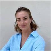 Laureata in Storia dell'arte e Tecnico del restauro