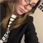 Actuellement élève en BTS MCO et ancienne élève en Bac ST2S, je souhaite transmettre les compétences que j'ai acquis.