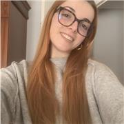 Estudiante de Educación Primaria con experiencia ofreciendo ayuda con los deberes y tareas escolares