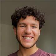 Etudiant en économie, je vous aide à maîtriser les maths. Méthodes ludiques et suivi personnalisé pour progresser ;)