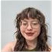 Profesora de Lengua y Literatura para niños, niñas y adolescentes