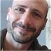 Profesor bilingüe da clases de español para extranjeros que quieran mejorar