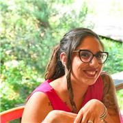 Ragazza laureata in educazione professionale offre ripetizioni/lezioni online e a domicilio. Fascia d'età dalla scuola primaria alla secondaria di secondo grado. Disponibilità pomeridiana - orario da concordare.
Materie umanistiche, scientifiche e lingua