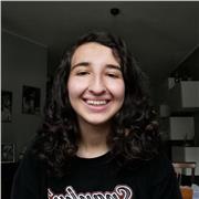 Studentessa universitaria offre ripetizioni di italiano