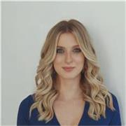 Tengo el título del B2 de Cambridge y estuve trabajando y viviendo durante 4 meses en Estados Unidos.