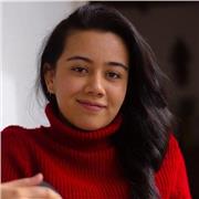 Profesora sobre edición audiovisual, narrativa audiovisual y cine