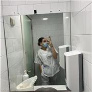 Profesora de Enfermeria para los mas peques i/o grandes.